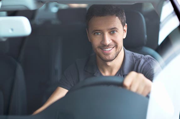 Drive during normal times | © Deklofenak Shutterstock.com