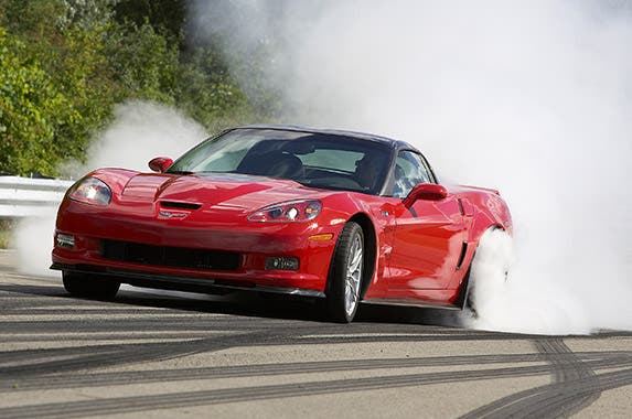 2013 Chevrolet Corvette ZR-1 | © General Motors