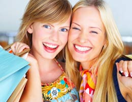 Be selective when shopping with friends