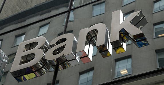Can you do better than a bank? © Roman Levin - Fotolia.com