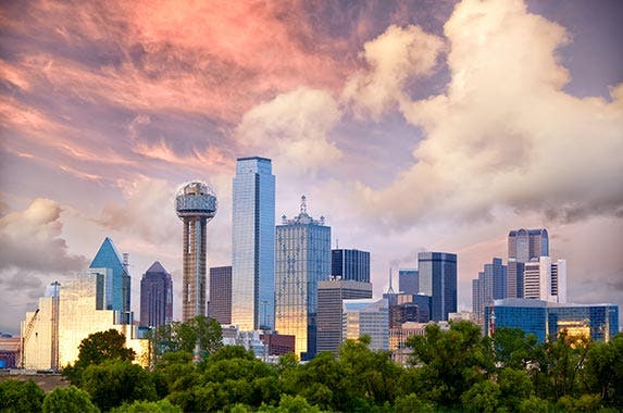 Dallas Dallas © dibrova/Shutterstock.com