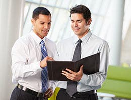 Tips before investing in startups © Monkey Business Images/Shutterstock.com