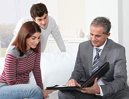 Give buyers a choice © Goodluz/Shutterstock.com