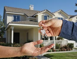 Current and former homeowners © Andy Dean Photography/Shutterstock.com