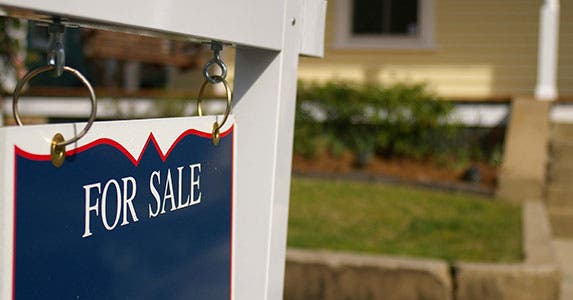 Price it to sell quickly Price it to sell quickly © zimmytws/Shutterstock.com