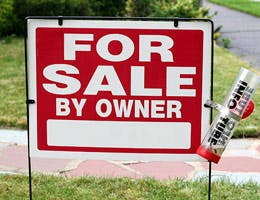 Drawing buyers to your FSBO © Joy Brown/Shutterstock.com