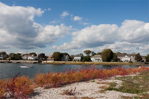Connecticut © Nancy Kennedy/Shutterstock.com