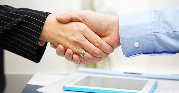 5. Negotiate a fallback plan 5. Negotiate a fallback plan | iStock.com/BernardaSV