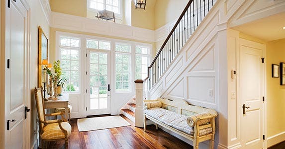 5 tips for winning home photos 5 tips for winning home photos | Charles Schmidt/E+/Getty Images