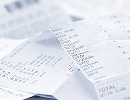Forgetting to keep your receipts © Elena Elisseeva/Shutterstock.com