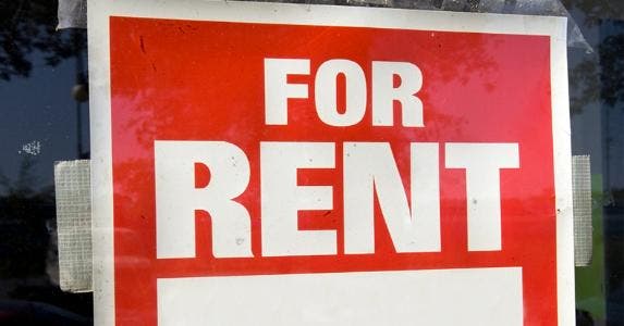'For rent' sign © iStock