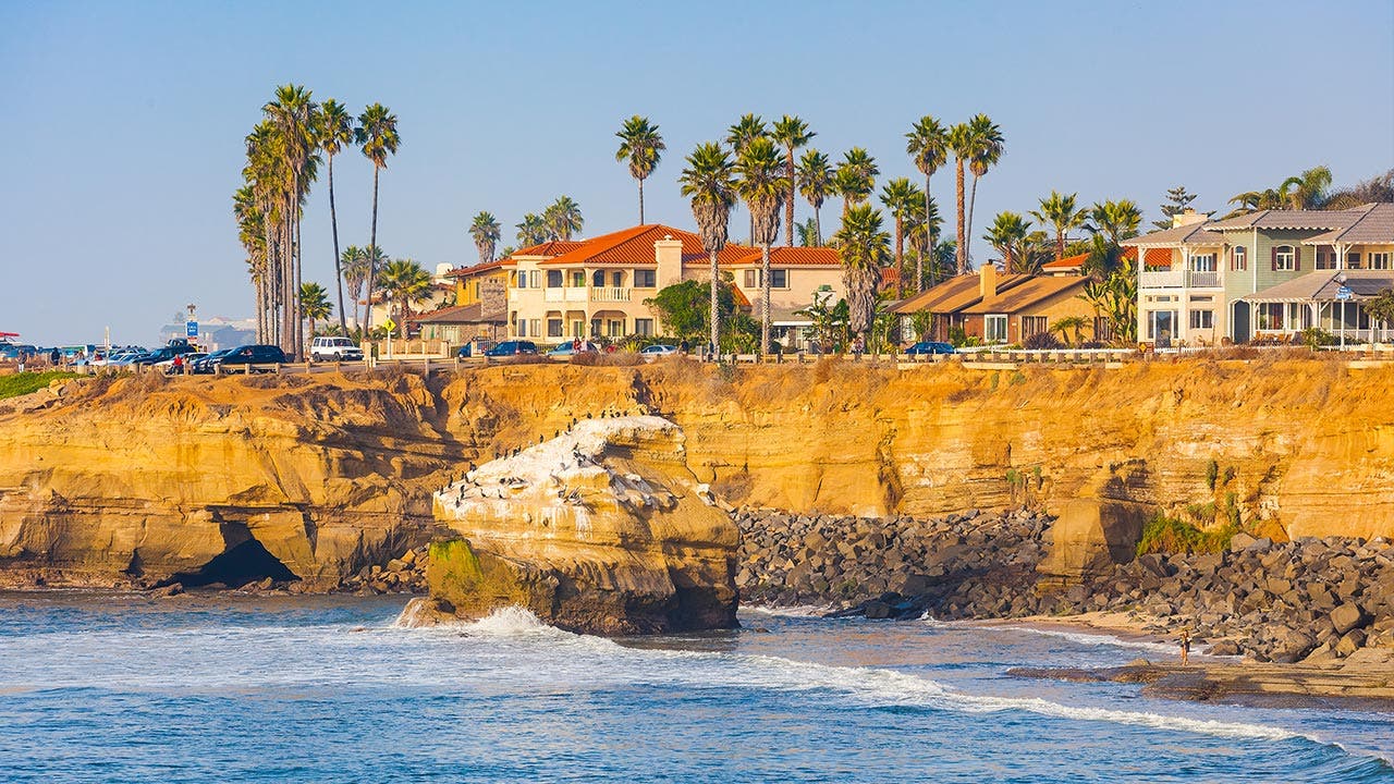 San Diego cliffs