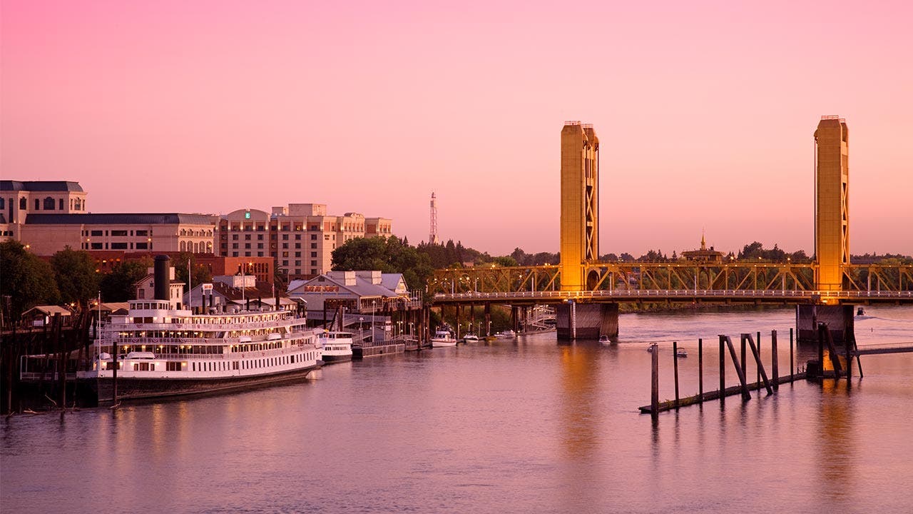Sacramento skyline