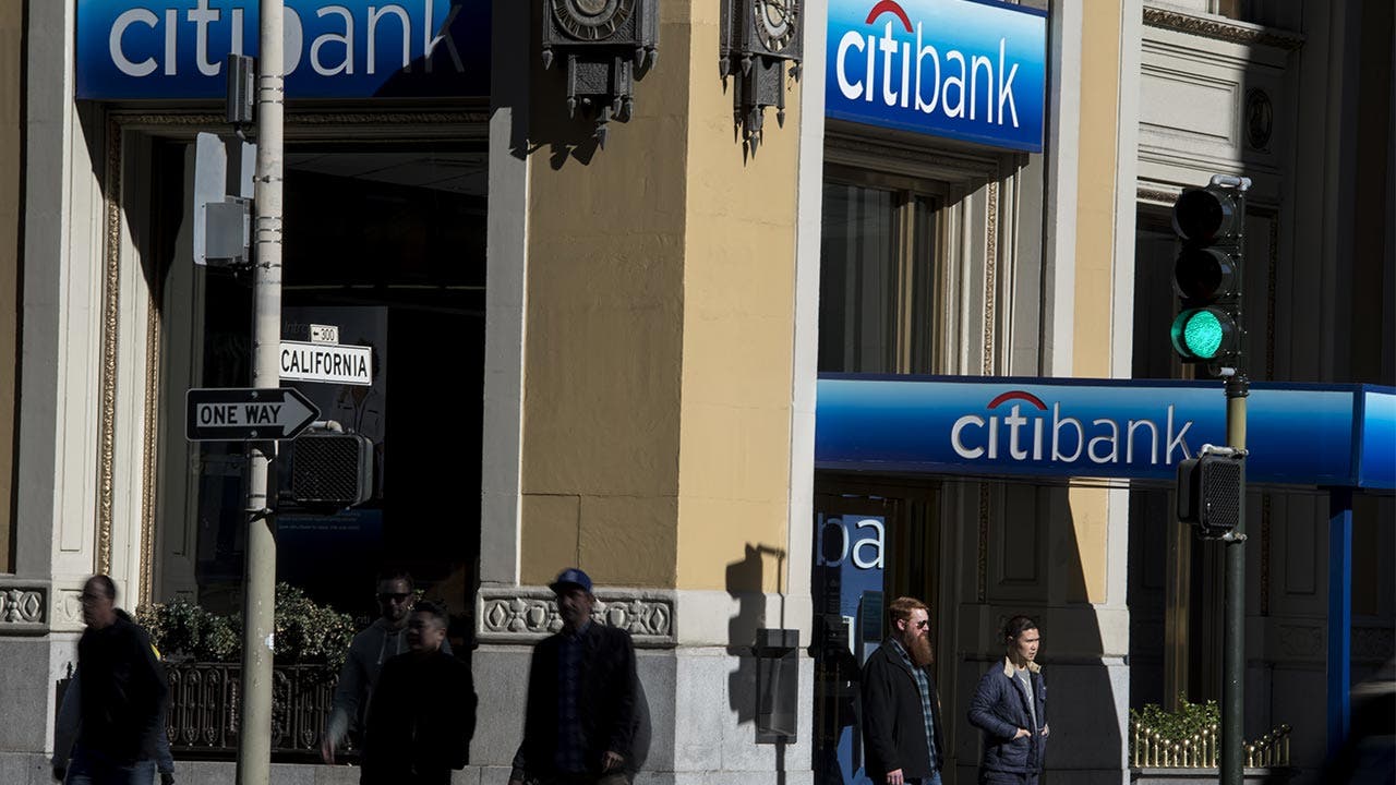 The 15 Largest Banks In America | Bankrate.com