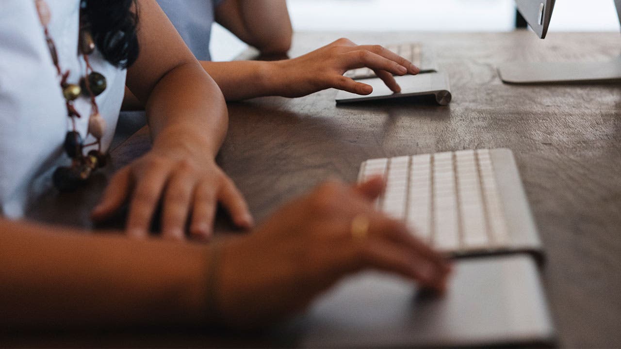 10 reasons to switch to an online bank