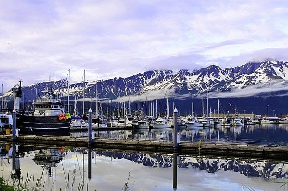 Alaska Alaska © Raymona Pooler/Shutterstock.com