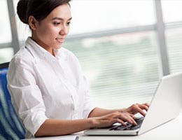 Join in on chats on Twitter and LinkedIn © Dragon Images/Shutterstock.com