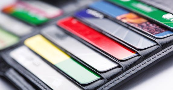 Stacking your cards © Nomad_Soul/Shutterstock.com
