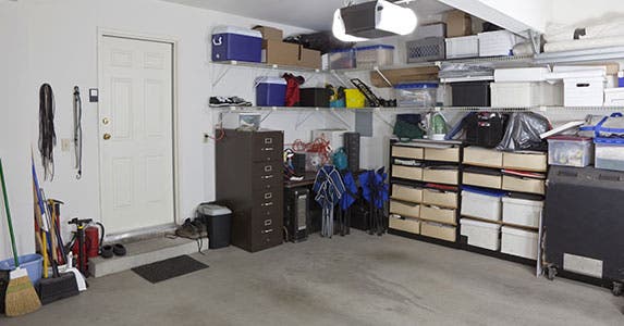 The secret to a neat garage: Storage © trekandshoot/Shutterstock.com
