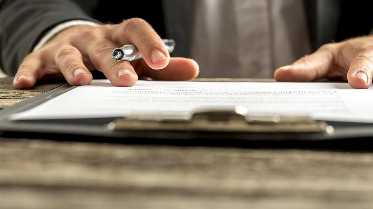 Low down payment: Mortgage insurance Low down payment: Mortgage insurance | Gajus/Shutterstock.com