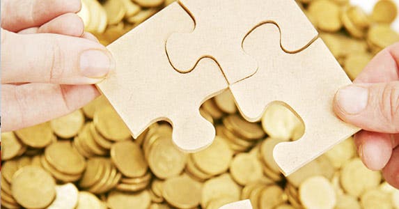 Build a foundation in financial literacy © iStock