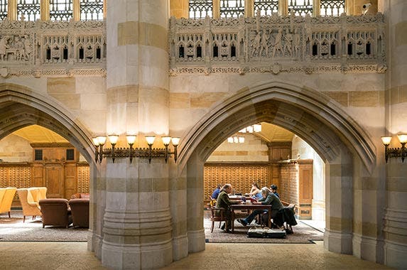 Yale University Yale University © f11photo/Shutterstock.com