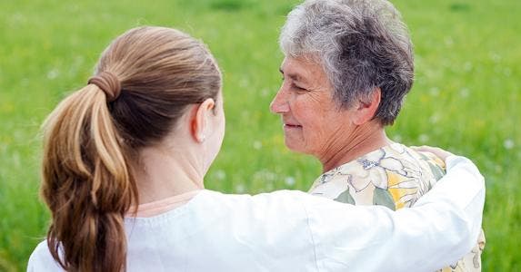 Senior woman and caretaker © Ocskay Bence/Shutterstock.com