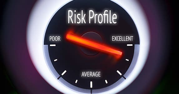 Maintain your credit profile © Duncan Andison/Shutterstock.com
