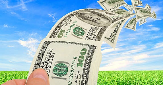 Don't move money around © Rrraum/Shutterstock.com