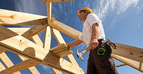 Home improvement, construction hassles © sculpies/Shutterstock.com