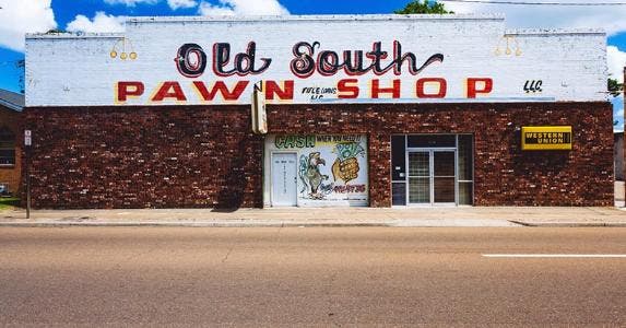 does pawn shops make money