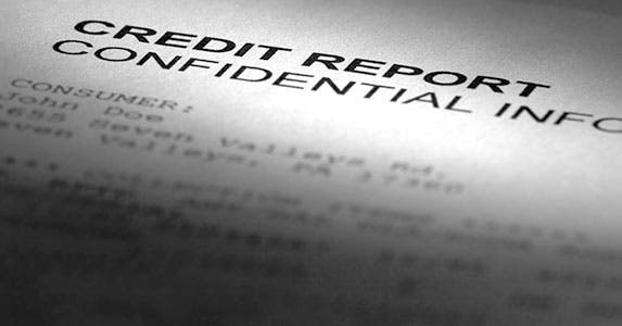 Credit reports don't tell all © Andrew Williams/Shutterstock.com