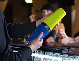 Alcohol consumption © Oleg Mikhaylov/Shutterstock.com
