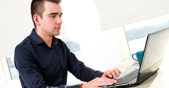 Don't bash your old job © Yeko Photo Studio/Shutterstock.com