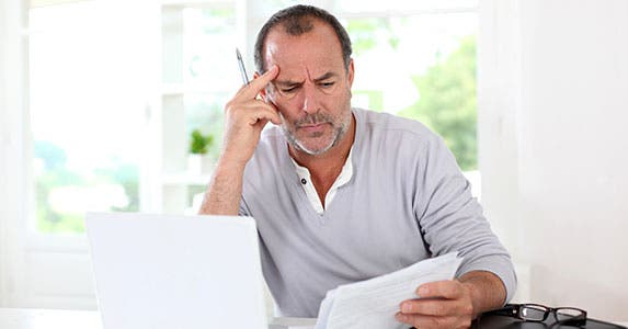 Crunch the numbers © Goodluz/Shutterstock.com