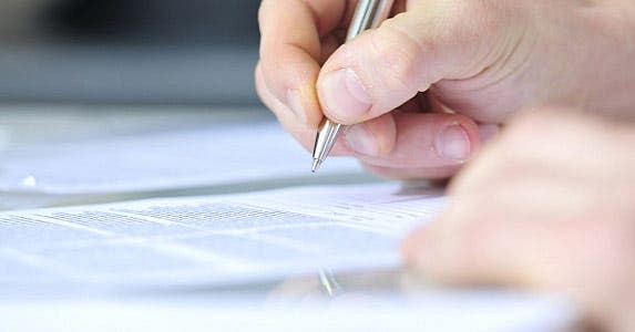 Skipping the details Skipping the details © Sto / Fotolia