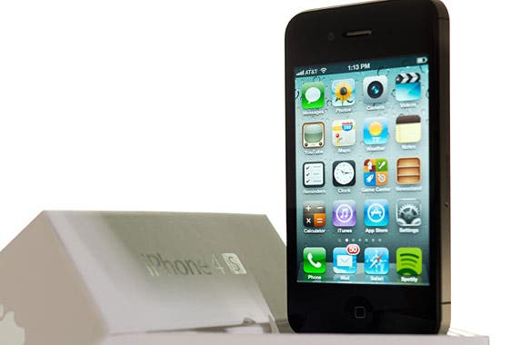 iPhone 4 | iStock.com