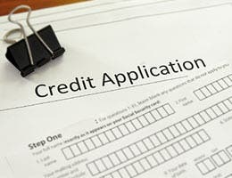 How to apply for credit with no credit © zimmytws/Shutterstock.com