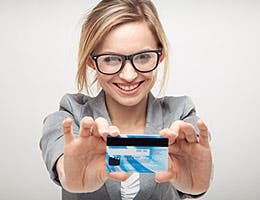 How to apply for a credit card © NAS CRETIVES/Shutterstock.com