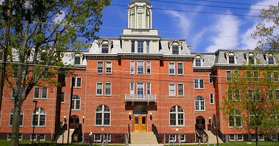 Splurging on a 'dream school' Splurging on a 'dream school' © Sirena Designs / Fotolia