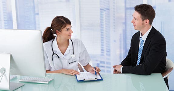 A doctor in the office © Andrey_Popov/Shutterstock.com