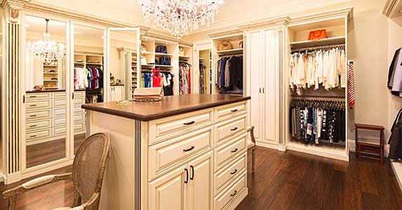 Living luxuriously for less © iStock