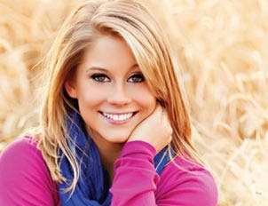 how much money does shawn johnson make a year