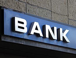 You can do your banking later © alessandro0770/Shutterstock.com