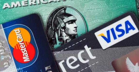 Amex, VISA, MasterCard © Oliver Hoffmann/Shutterstock.com