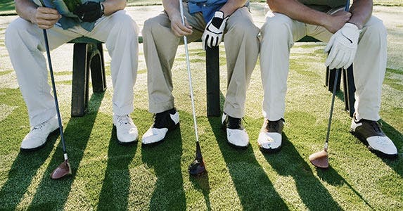 Discounts on golf Discounts on golf © Blend Images/Shutterstock.com