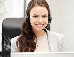 Customer service representatives © Syda Productions/Shutterstock.com