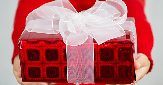 The Me-Gifter © Oksana Klymenko/Shutterstock.com