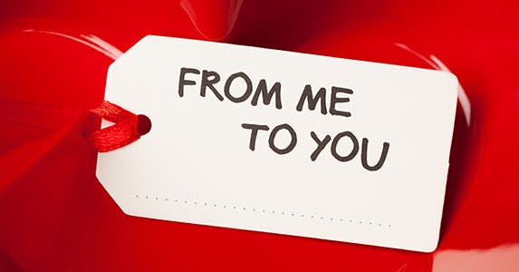 The gift shifter © nikkytok/Shutterstock.com