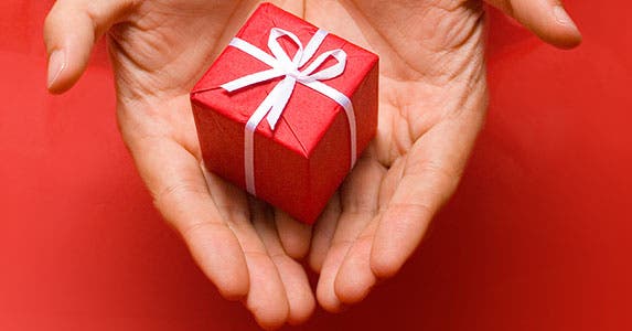 What to give to whom? © Velocista - Fotolia.com
